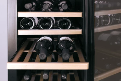 WineComfort 380 Smart | Buy Here WineComfort 380 Smart, a smart wine cooler designed to store up to 380 bottles with advanced temperature control for optimal pre